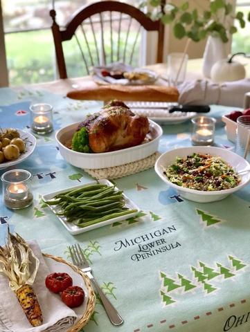 Great Lakes Table Cloth